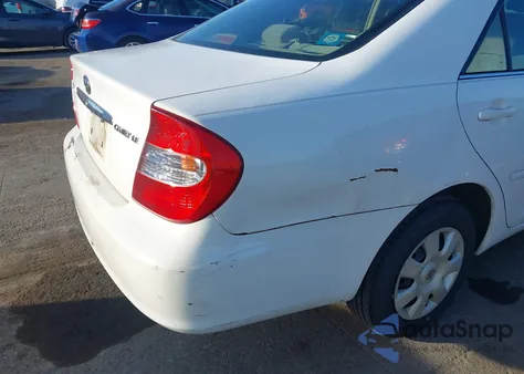 2002 Toyota Camry Le из США, поврежденный, VIN 4T1BE32K42U083367